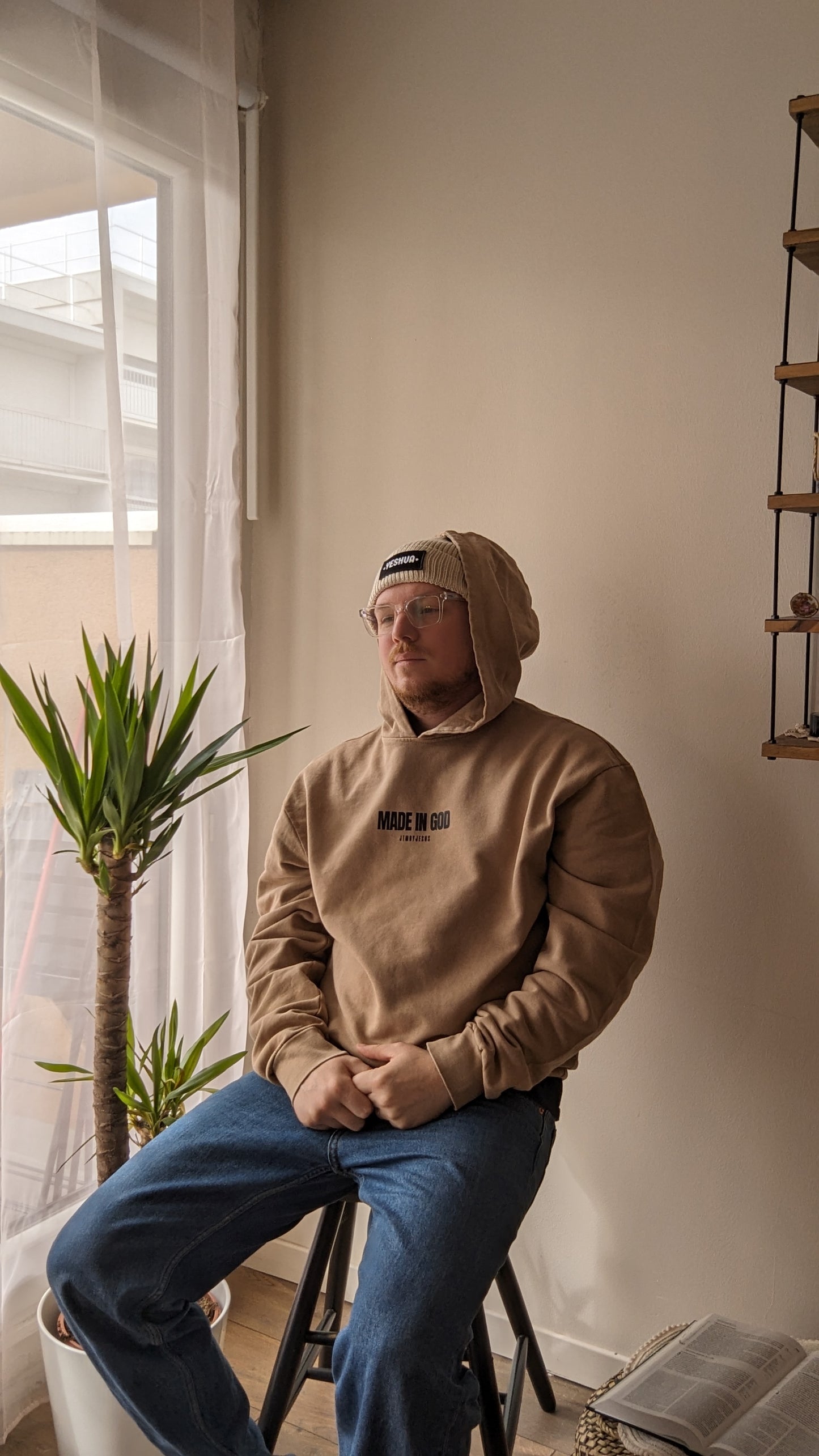 Hoodie beige Made In God
